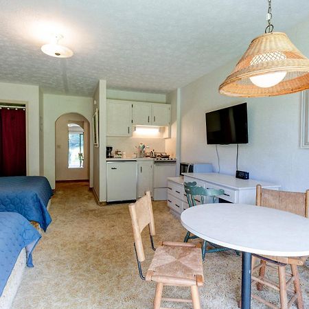 Lodge At Mount Mitchell Busick Bagian luar foto